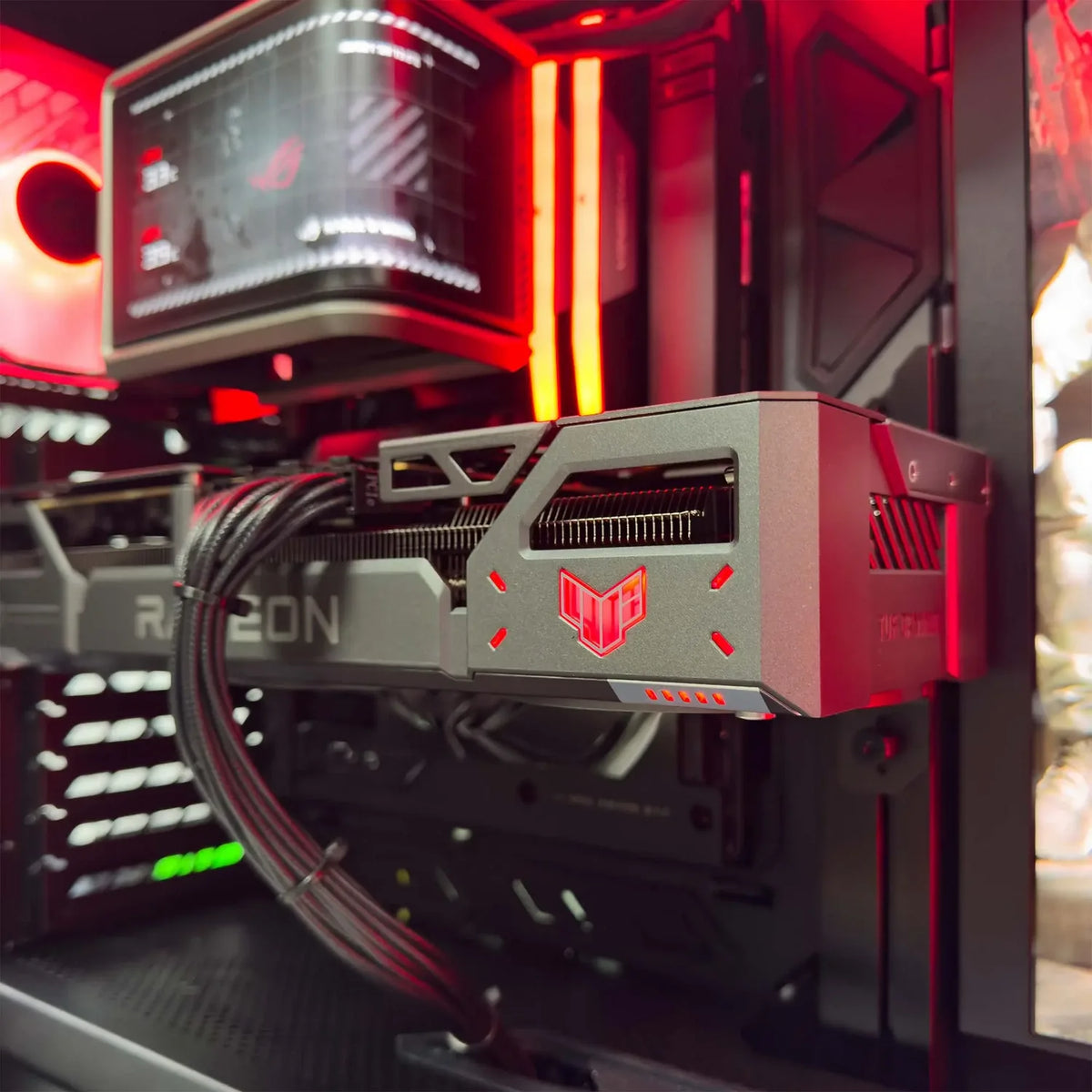 Hyper Gaming Rig Karath - Ryzen 7 9800X3D, RTX 5080, 64GB Ram