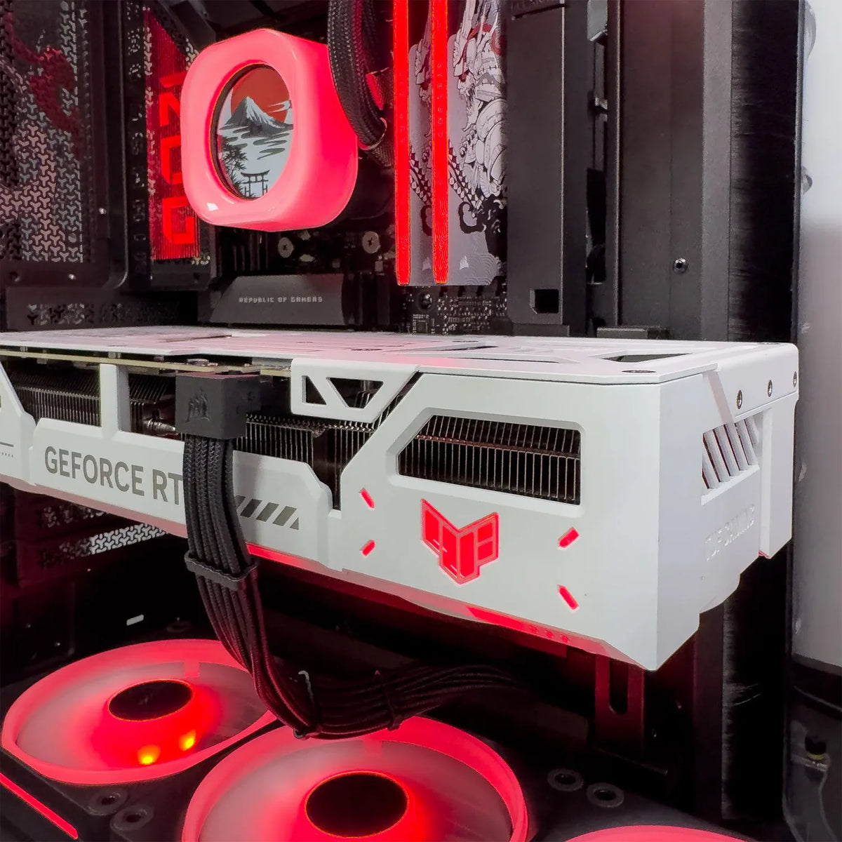 Hyper Gaming Rig SHUGO - Ryzen 7 9800X3D, RTX 5070 Ti 16GB, 16GB DDR5 - Edizione Limitata